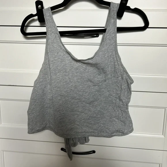 Lululemon It’s A Tie Tank - Grey - Size 6 - Picture 5 of 5